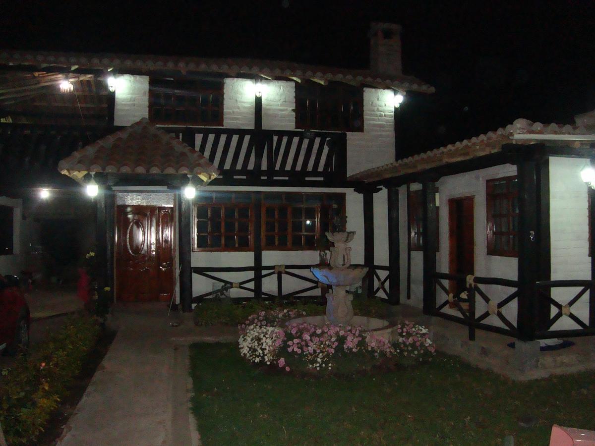 El Descanso “The Rest” Otavalo Kültér fotó